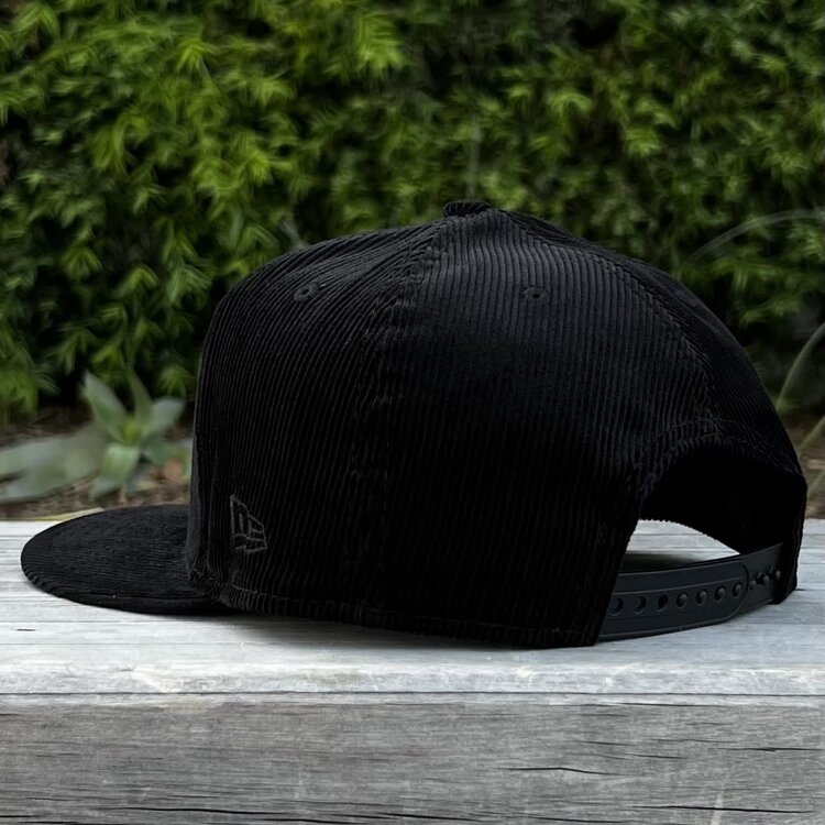 New Era Raiders Shield Black Corduroy 950