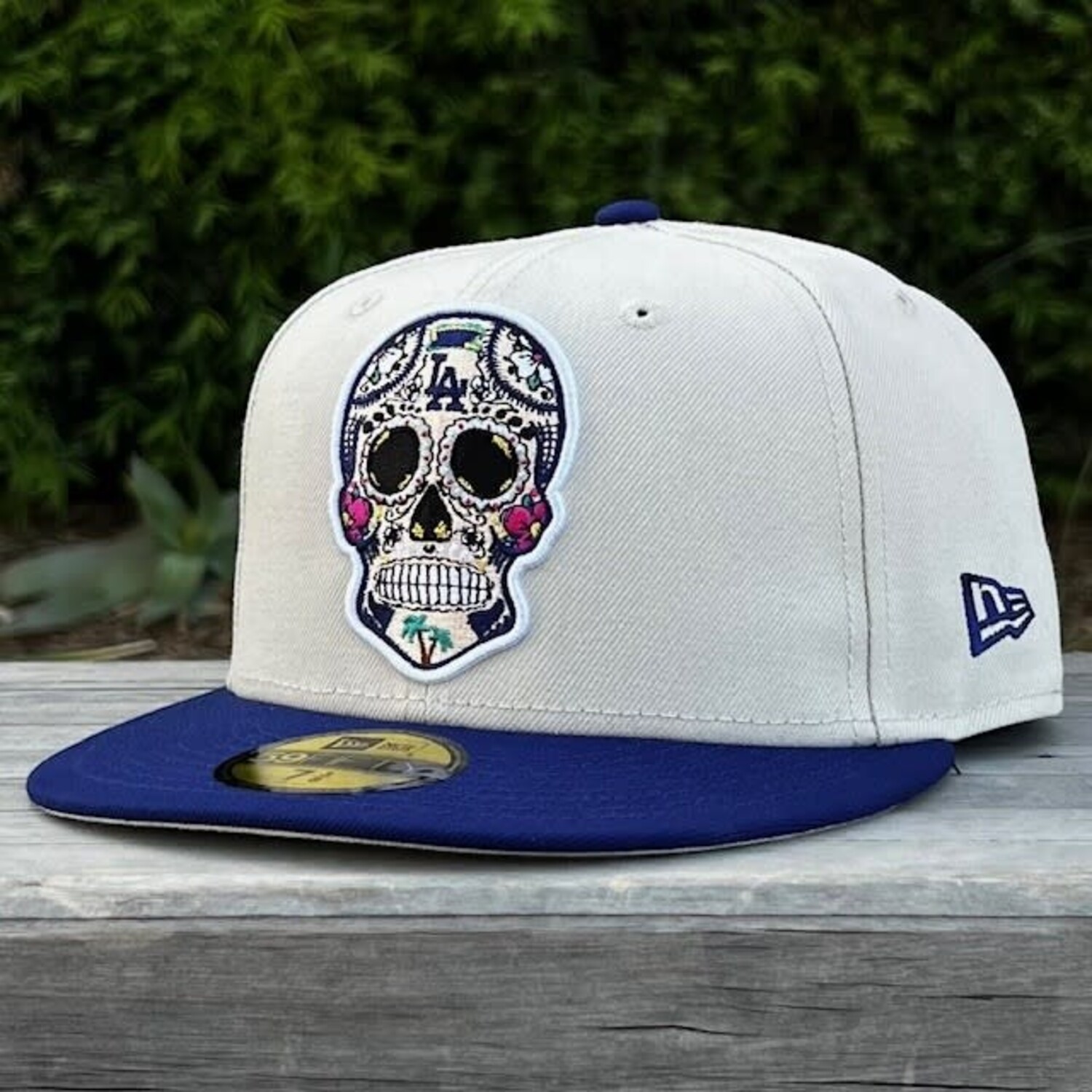 LA Dodgers Stone/Royal Sugar Skull - The Locker Room of Downey