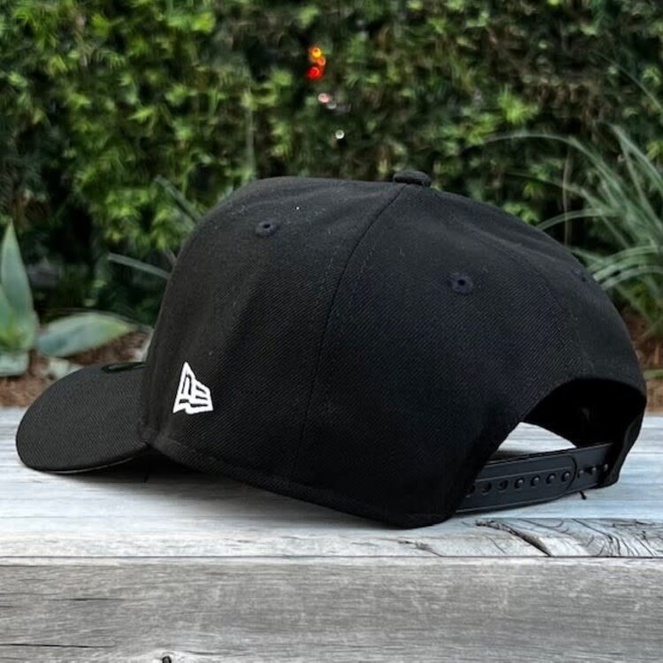 New Era NY Black White Gray UV 940 A-Frame
