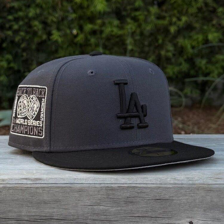 New Era LA Graphite/Black Metallic Back to Back WS Champs Rings