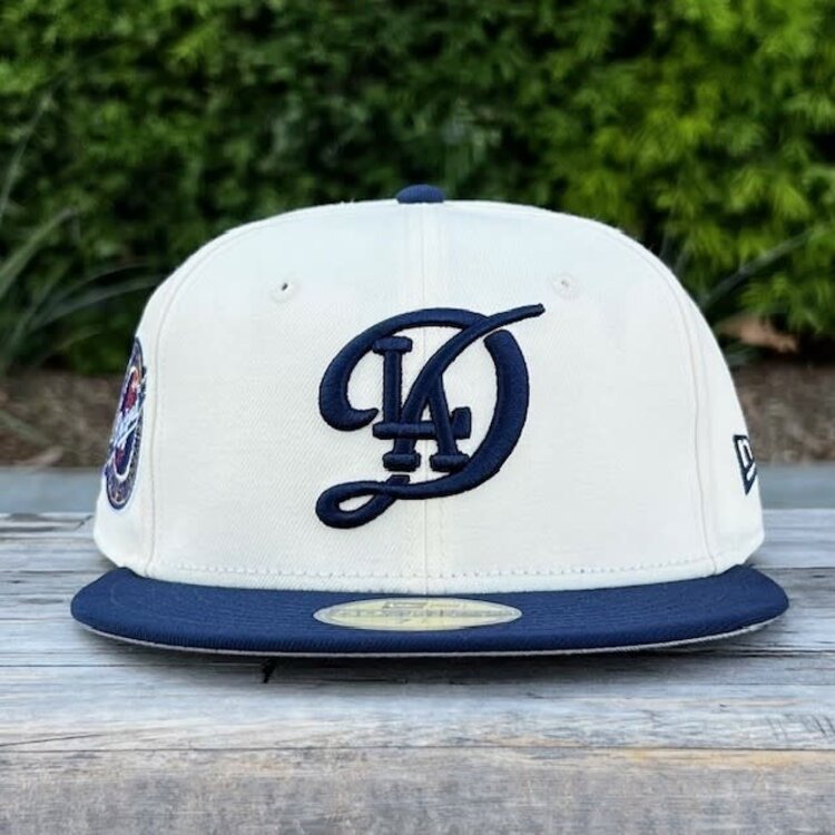 New Era LA City Connect Ivory/ Navy B2B WS Champs Circle