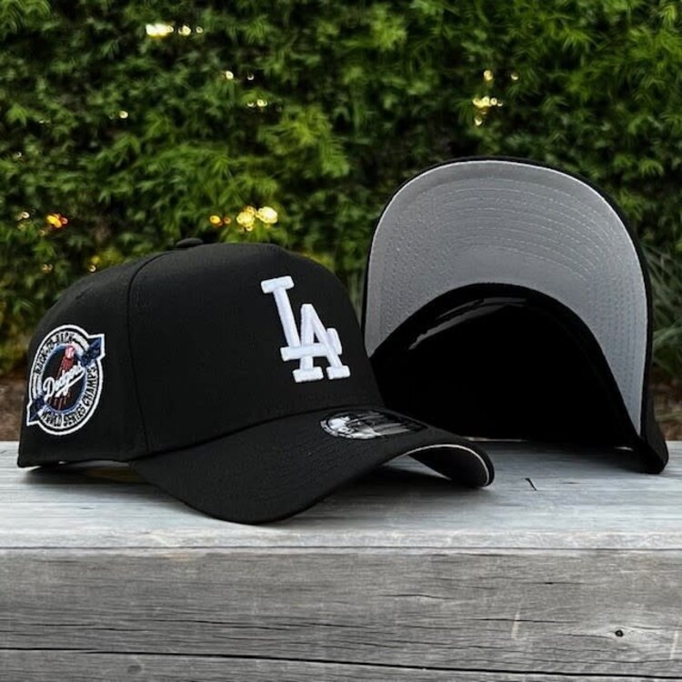 New Era LA Black White Back to Back World Series Champs Circle 940 a-frame