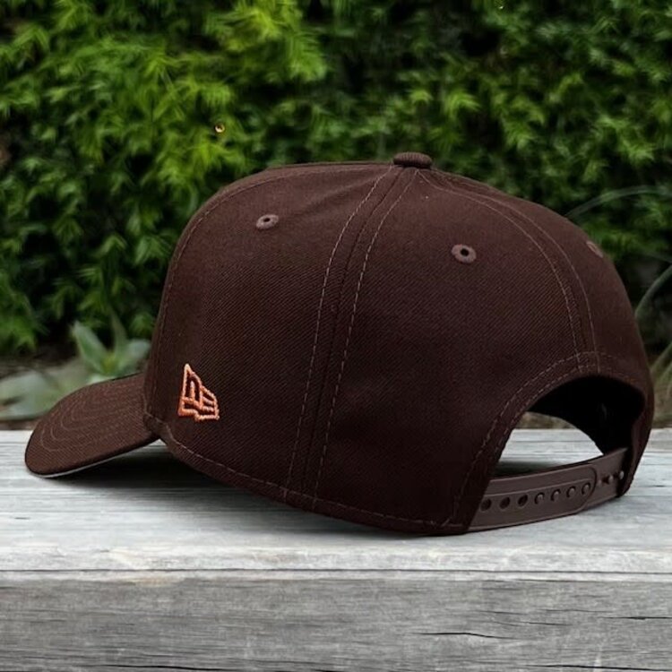 New Era LA Dodgers Dark Brown 2025 NLCS Locker Room 940 a-frame