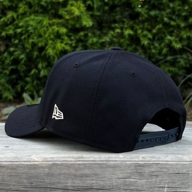 New Era LA Dodgers Navy Ivory 2025 NLCS Locker Room 940 a-frame