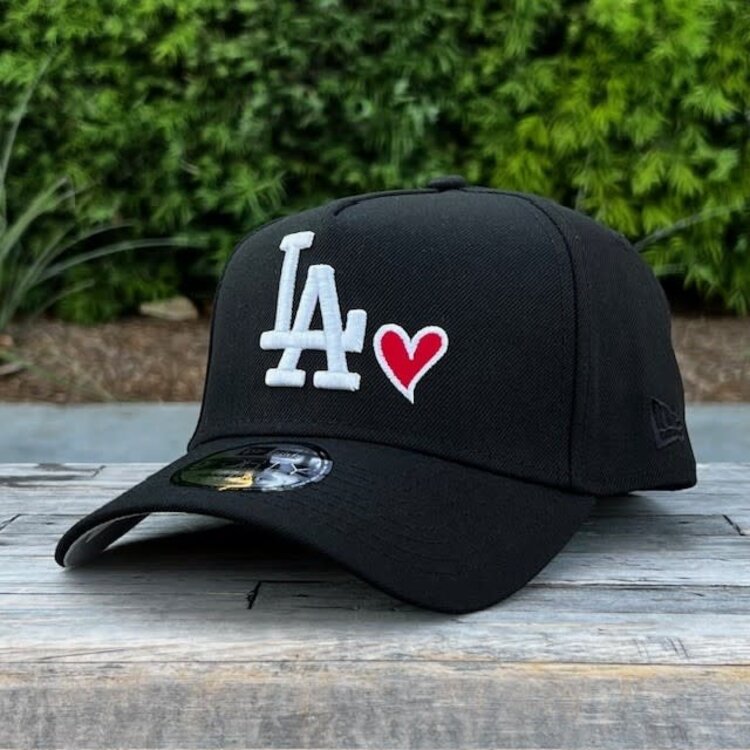 New Era LA Heart Black White 940 A-Frame
