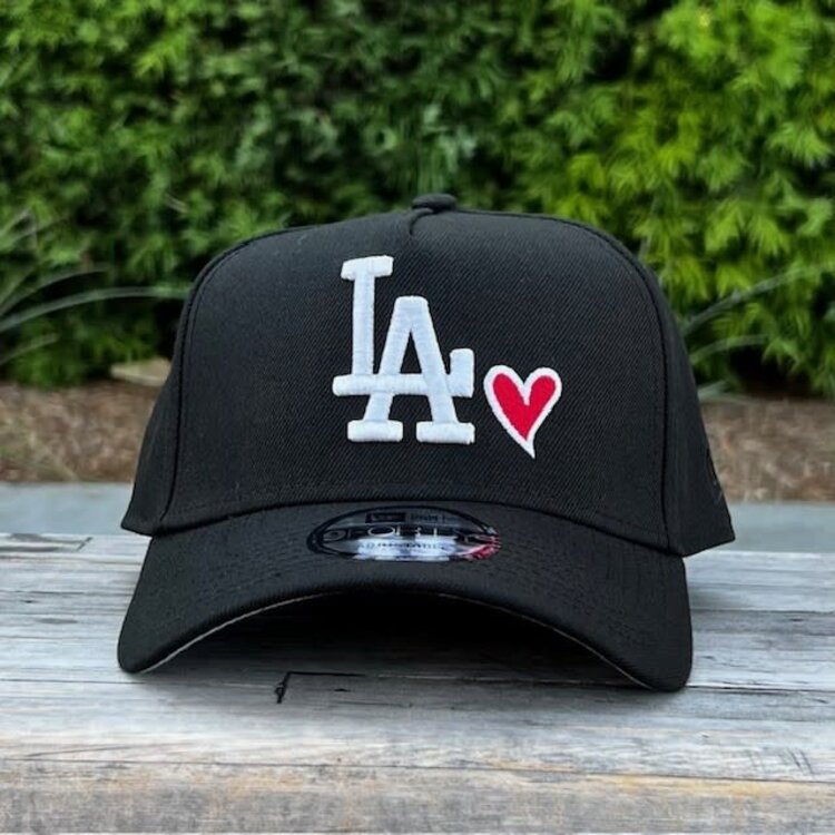 New Era LA Heart Black White 940 A-Frame