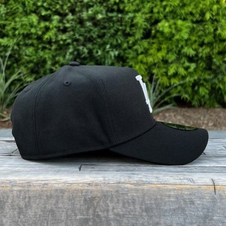 New Era LA Heart Black White 940 A-Frame