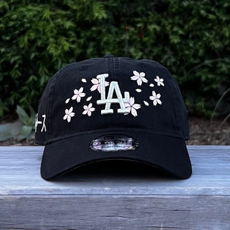 New Era LA Dodgers Black Silver Cherry Blossom Kanji SP 920 Adjustable