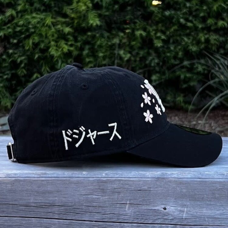 New Era LA Dodgers Black Silver Cherry Blossom Kanji SP 920 Adjustable