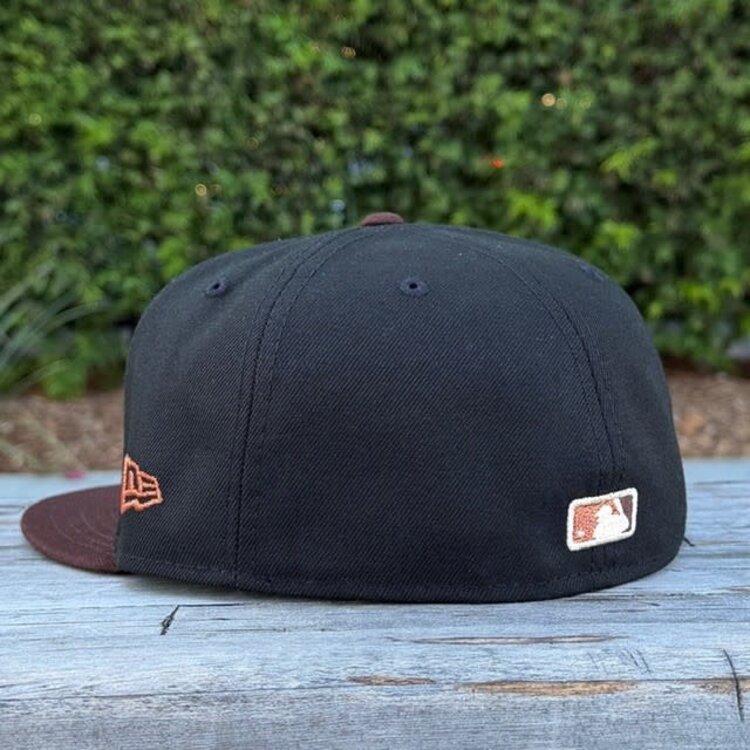 New Era LA Black/Dark Brown Ivory Back to Back WS Champs Circle