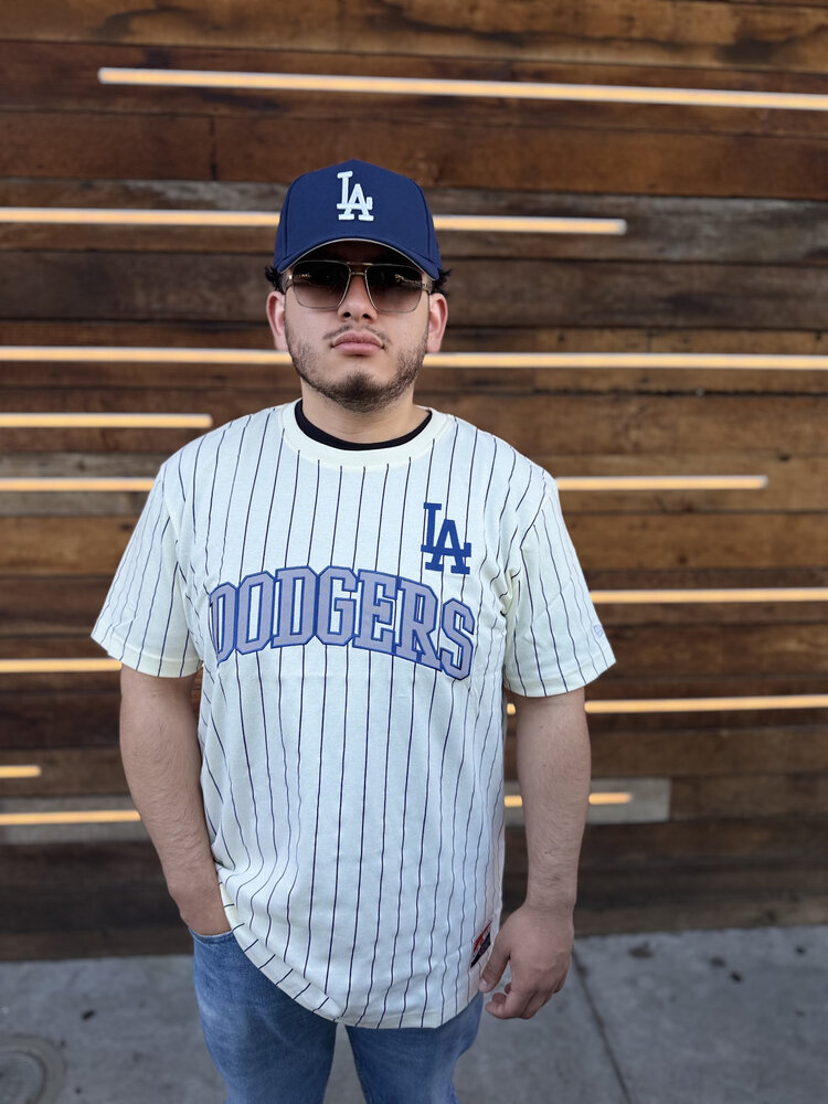 New Era LA Dodgers NE Men's Cream Pinstripe Throwback Tee