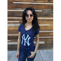 Majestic Yankees W V-Neck Keep Advancing