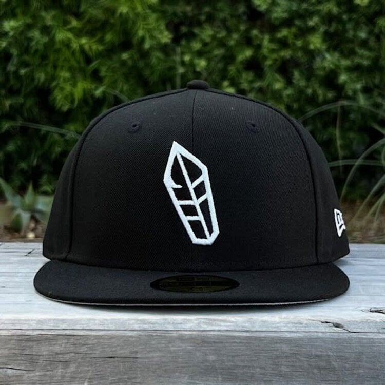 New Era Yaquis Black White Element Feather