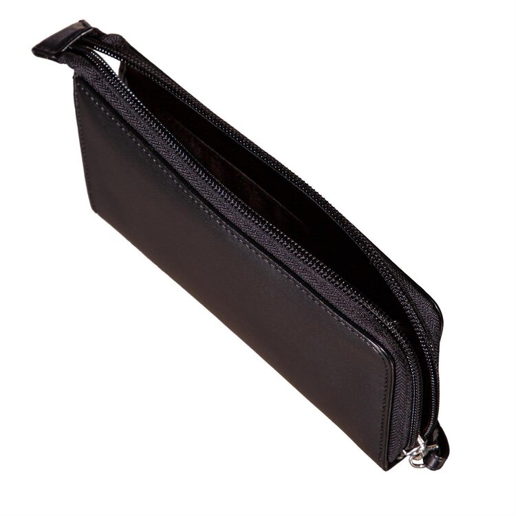 Evergreen LA Dodgers Wristlet Wallet Black