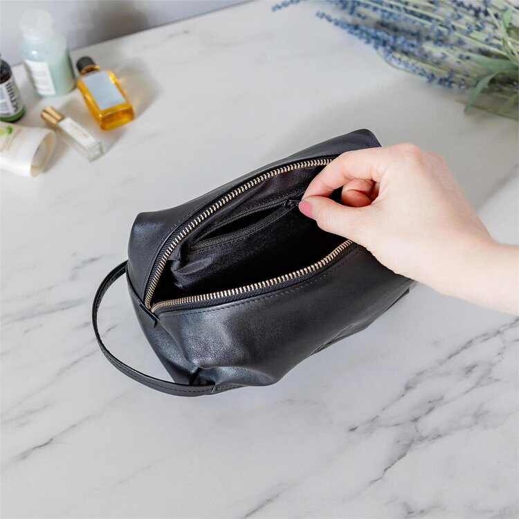 Evergreen Embossed Toiletry Bag, Black - LA Dodgers