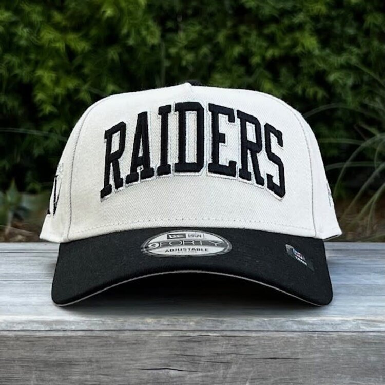 New Era Raiders Block Arch Stone/Black SBXV 940 A-Frame