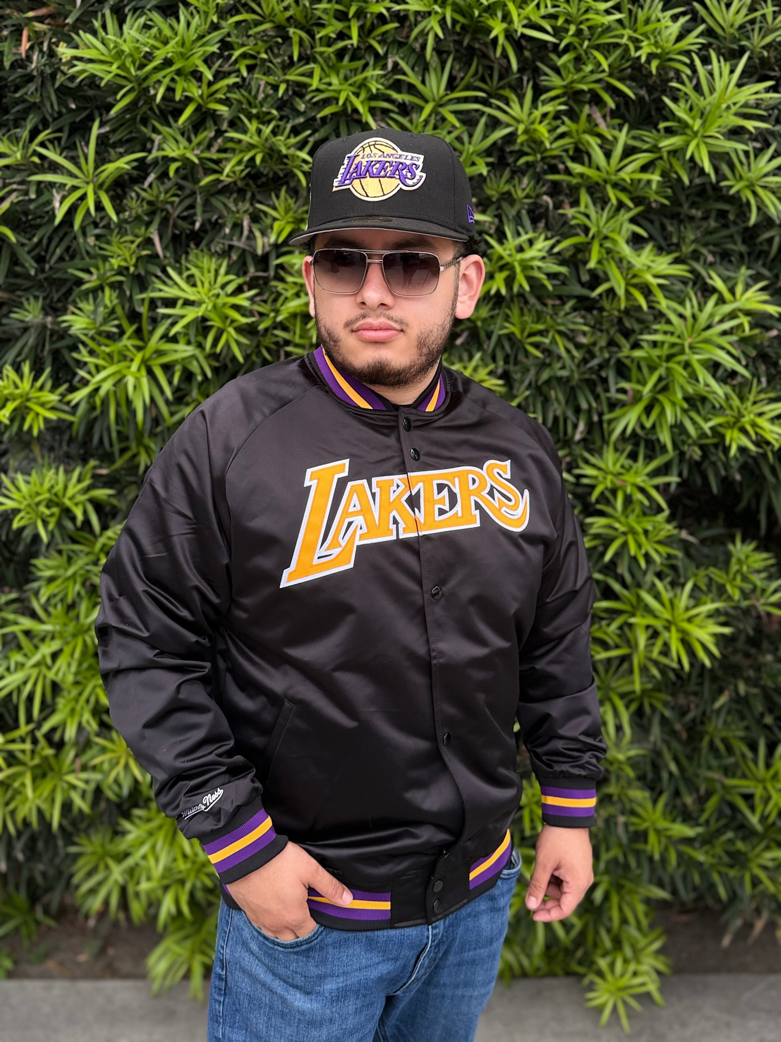 LA Lakers M&N Lightweight Satin Jacket Black - The Locker Room of