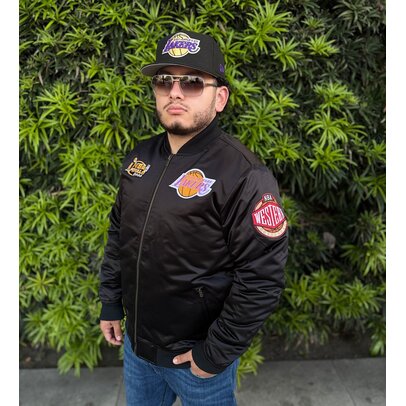 Los Angeles Lakers Men's Apparel - The Locker Room of Downey