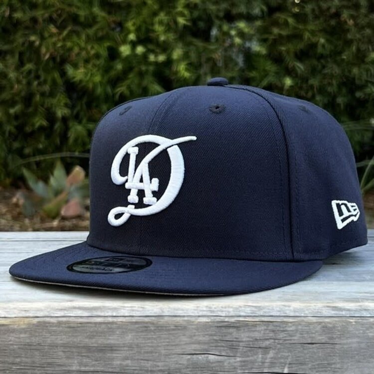 New Era LA City Connect Midnight Navy WS Champs Script Trophy 950 Snapback