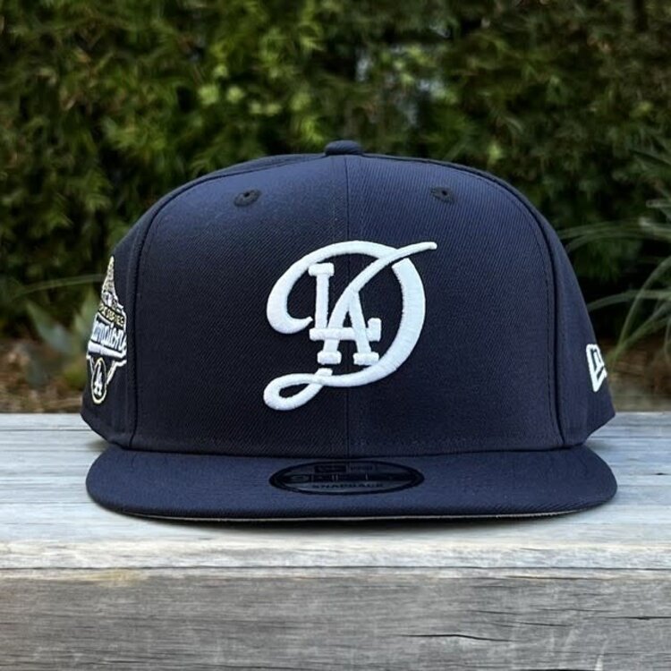 New Era LA City Connect Midnight Navy WS Champs Script Trophy 950 Snapback