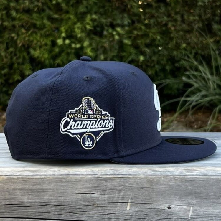 New Era LA City Connect Midnight Navy WS Champs Script Trophy 950 Snapback