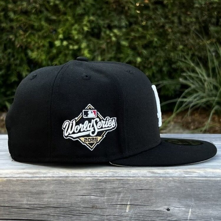 New Era LA Dodgers Black White 2025 World Series SP 950 Snapback