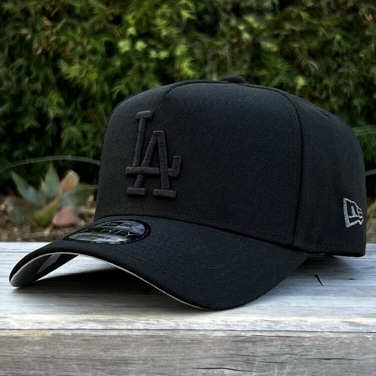New Era LA Dodgers Black Black 2025 WS Champs Side Patch 940 A-Frame