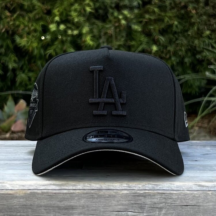 New Era LA Dodgers Black Black 2025 WS Champs Side Patch 940 A-Frame