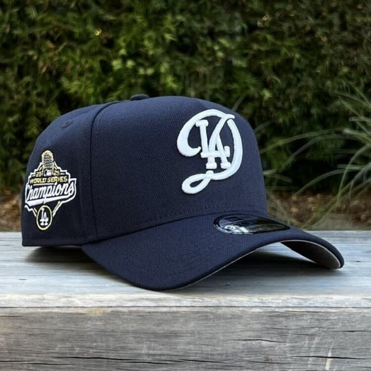 New Era LA City Connect Midnight Navy WS Champs Script Trophy 940 a-frame