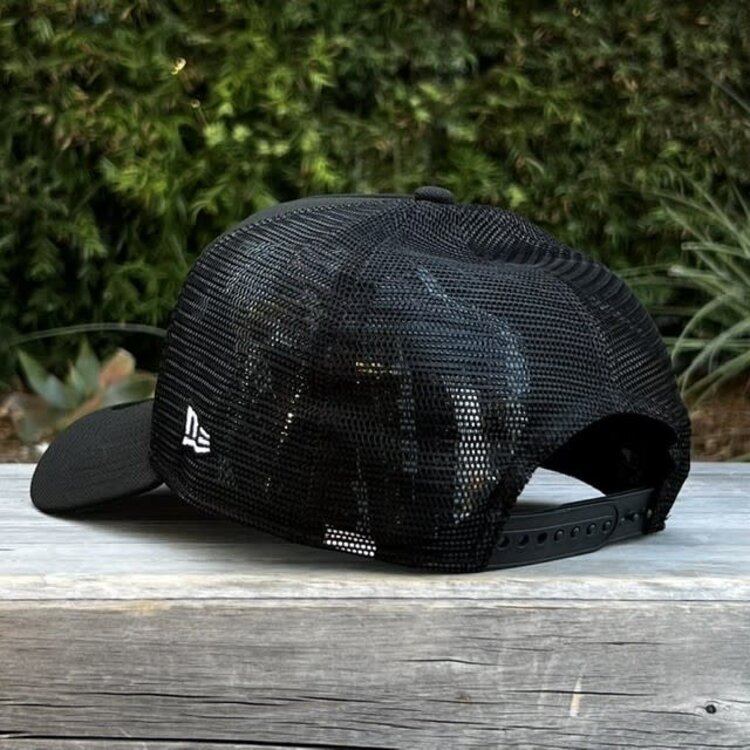 New Era LA Dodgers Heart Black Trucker Mesh 940 A-Frame