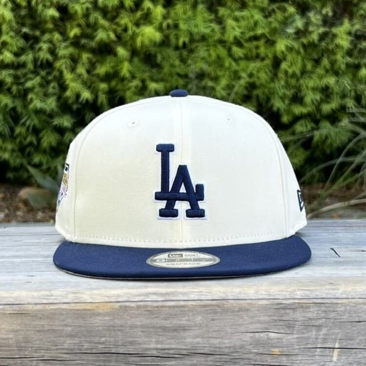 New Era LA Dodgers Ivory/Navy 2025 WS Champs Trophy 950 Snapback