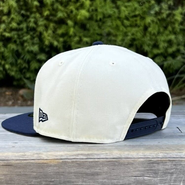 New Era LA Dodgers Ivory/Navy 2025 WS Champs Trophy 950 Snapback