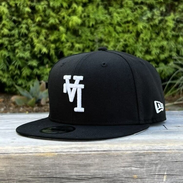 New Era LA Upside Down Black White WS Champs Script Trophy 950 Snapback
