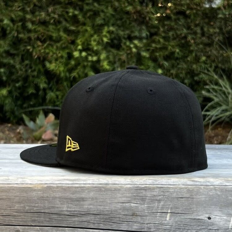 New Era LMX Pumas de la UNAM Black Side Block