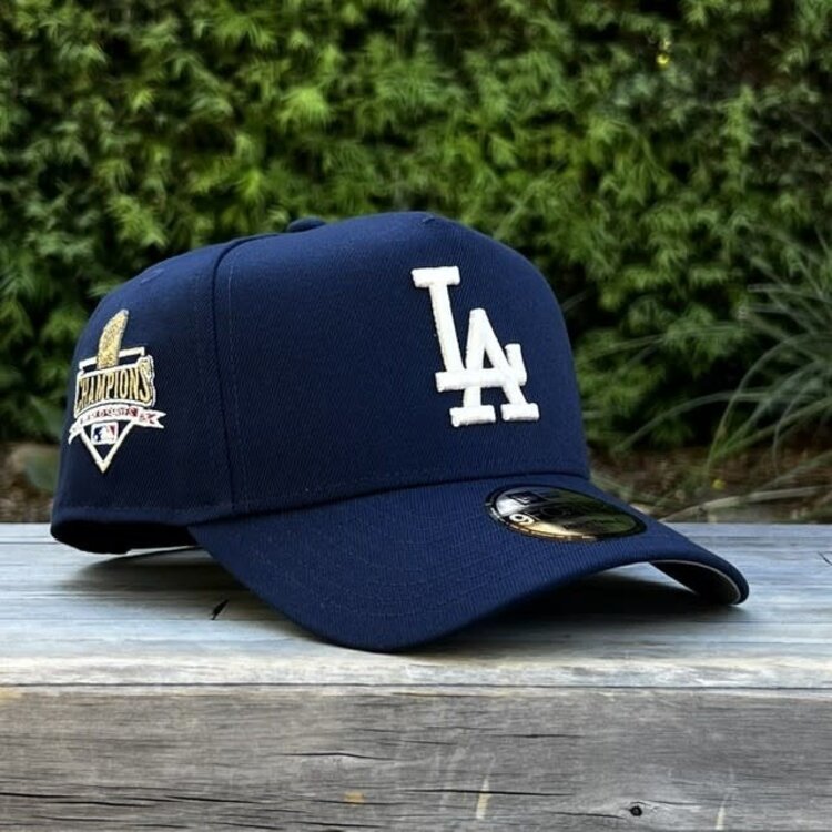 New Era LA Dodgers Navy Ivory 2025 WS Champs Trophy 940 A-Frame