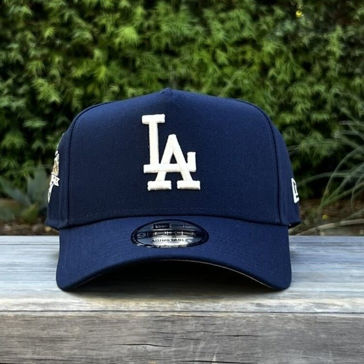 New Era LA Dodgers Navy Ivory 2025 WS Champs Trophy 940 A-Frame