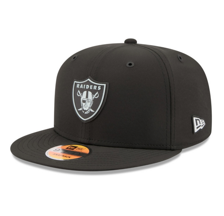 New Era Raiders Black 2026 Sideline 950 Snapback