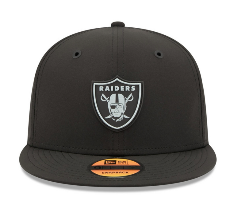 New Era Raiders Black 2026 Sideline 950 Snapback