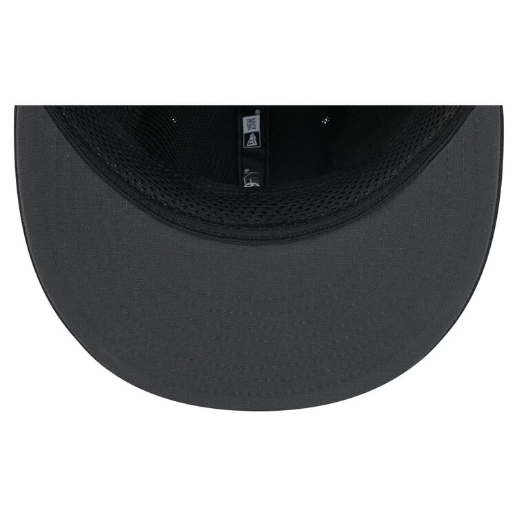 New Era Atlanta Falcons Black 2026 Sideline 950 Snapback