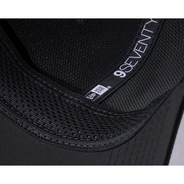 New Era Raiders Black 2026 Sideline 970 Stretch Snap Adjustable