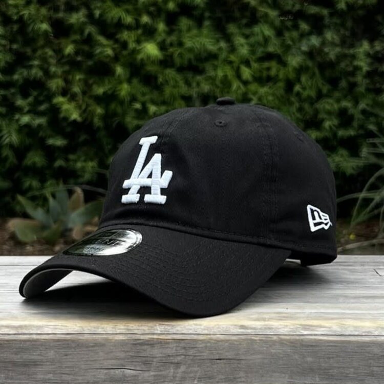 New Era LA Dodgers Black White El Salvador SP 920 Adjustable