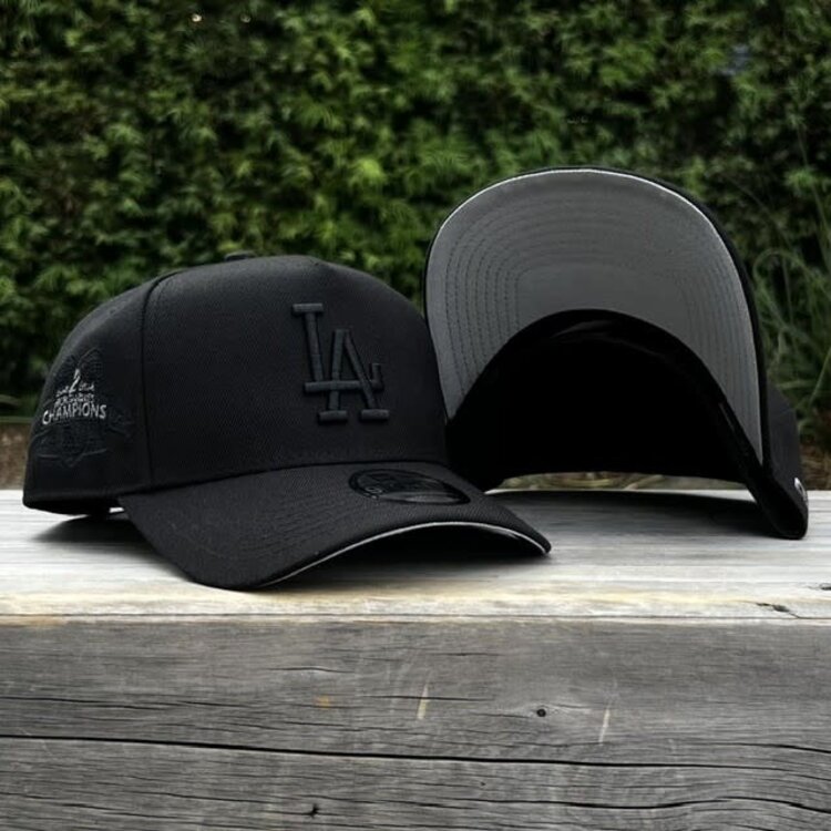 New Era LA Black Black World Series Back 2 Back Champs Trophies 940 a-frame