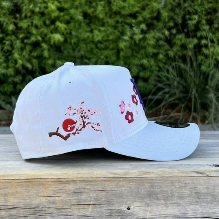 New Era LA Dodgers White Cherry Blossoms Logo & SP 940 a-frame