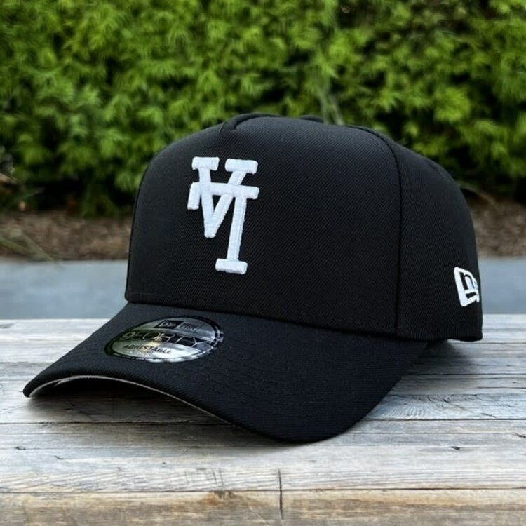 New Era LA Upside Down Black White WS Champs Script Trophy 940 a-frame