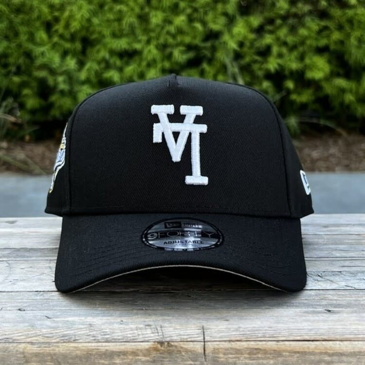 New Era LA Upside Down Black White WS Champs Script Trophy 940 a-frame
