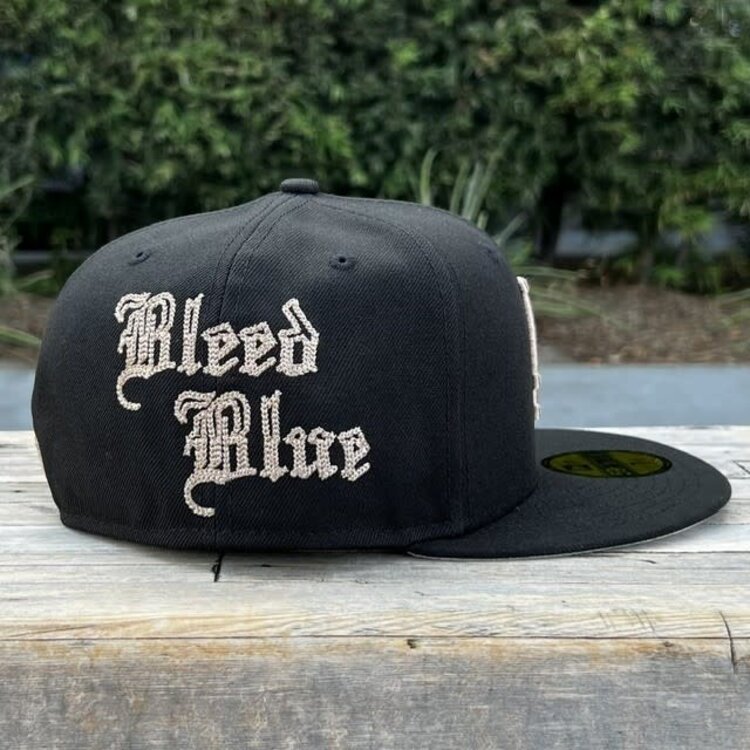 New Era LA Dodgers Gothic Bleeding Blue Fitted
