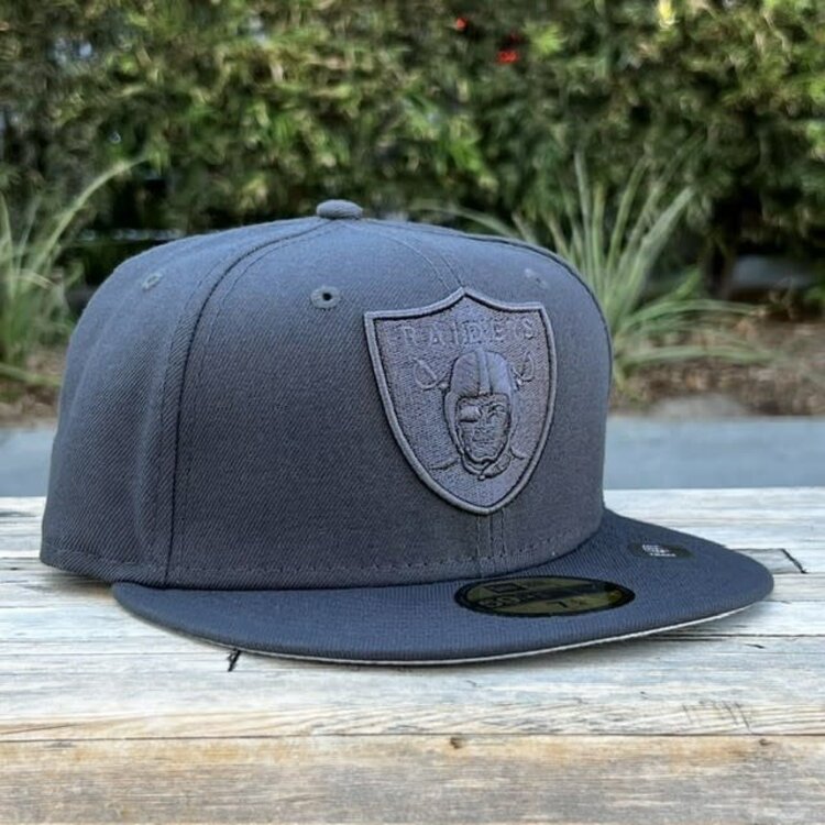 New Era Raiders Shield Graphite Tonal