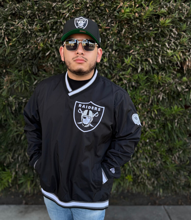 New Era Raiders NE M Pullover V-Neck Black
