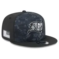 New Era Tampa Bay Buccaneers 2026 Salute to Service Snapback 950
