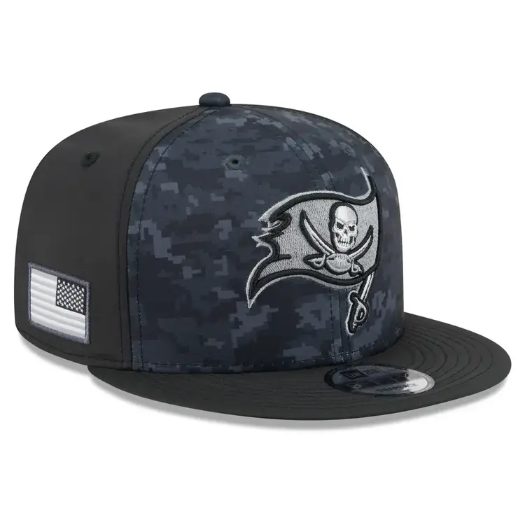New Era Tampa Bay Buccaneers 2026 Salute to Service Snapback 950